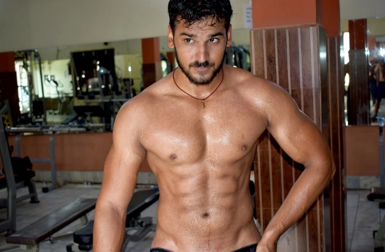 a lean and ripped look
